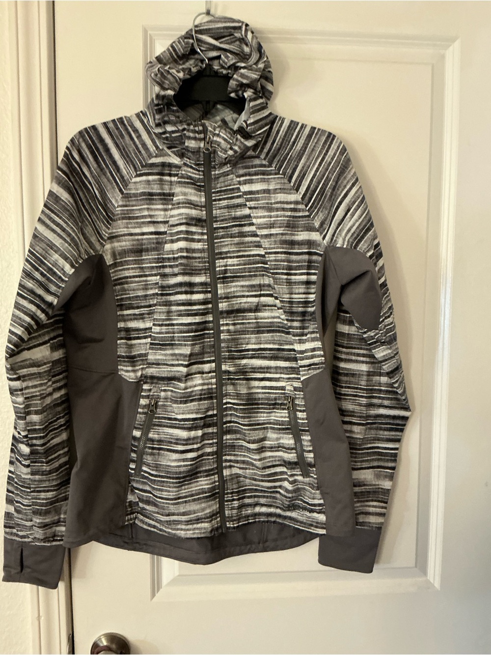 Marmot Gray Space Dye Stripe Hooded Full Zip Windbreaker Jacket L